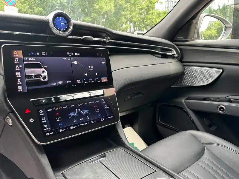 2023 Grecale 2.0T GT — миниатюра 8
