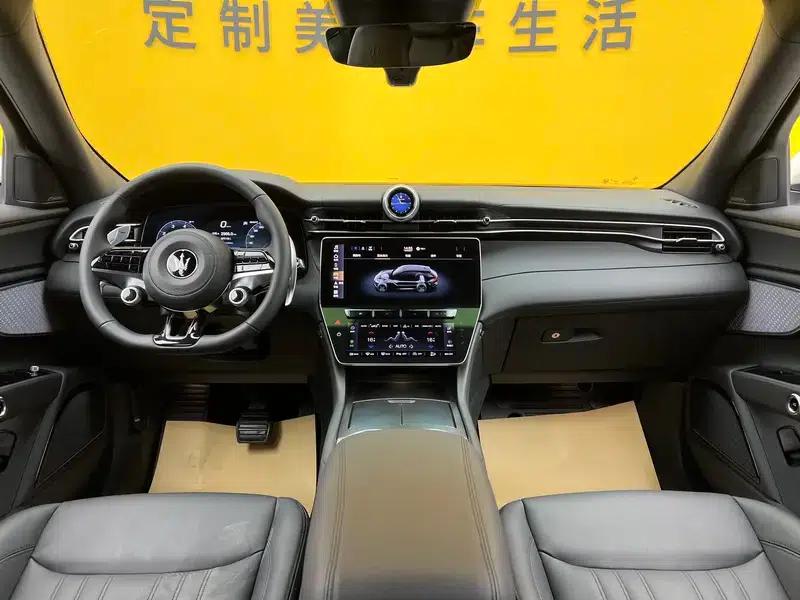 2023 Grecale 2.0T GT — миниатюра 26