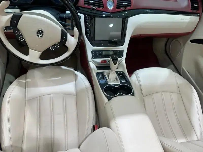GranCabrio 2010 4.7L Automatic — миниатюра 11