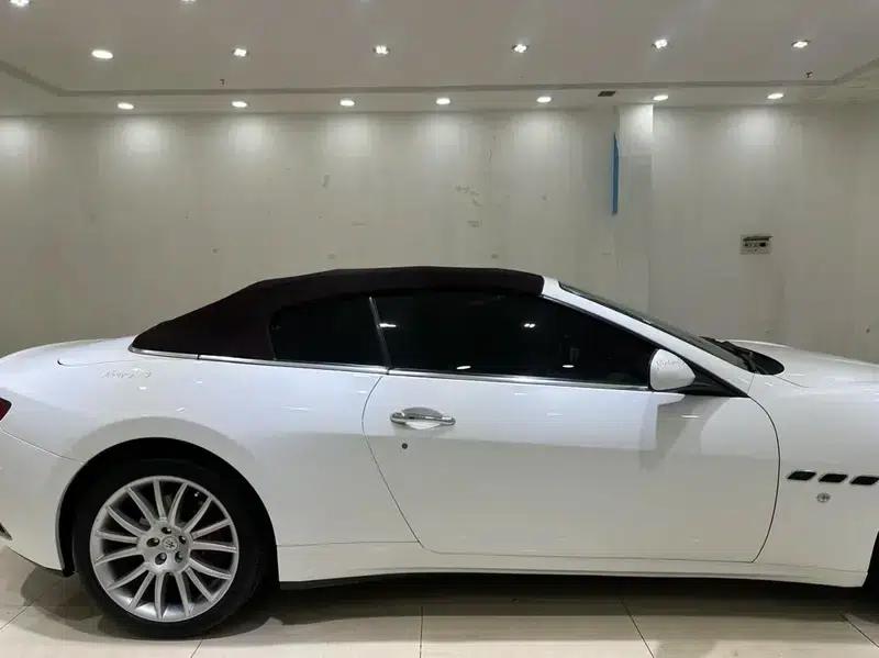 GranCabrio 2010 4.7L Automatic — миниатюра 12