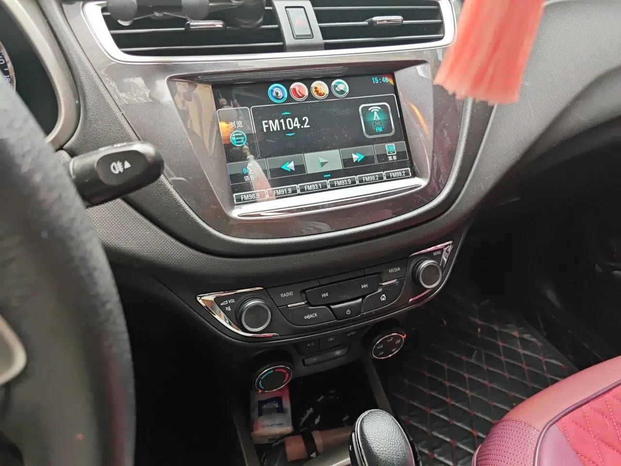 Chevrolet Lova RV 2016 1.5L Automatic FunDrive Edition — миниатюра 13
