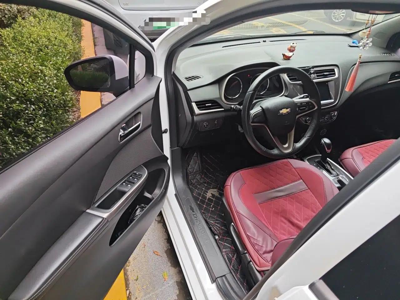 Chevrolet Lova RV 2016 1.5L Automatic FunDrive Edition — миниатюра 16