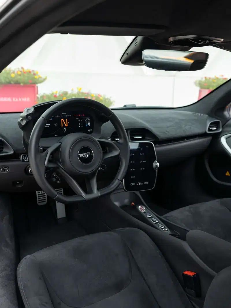 McLaren Artura 2023 3.0T PHEV Standard Edition — миниатюра 14