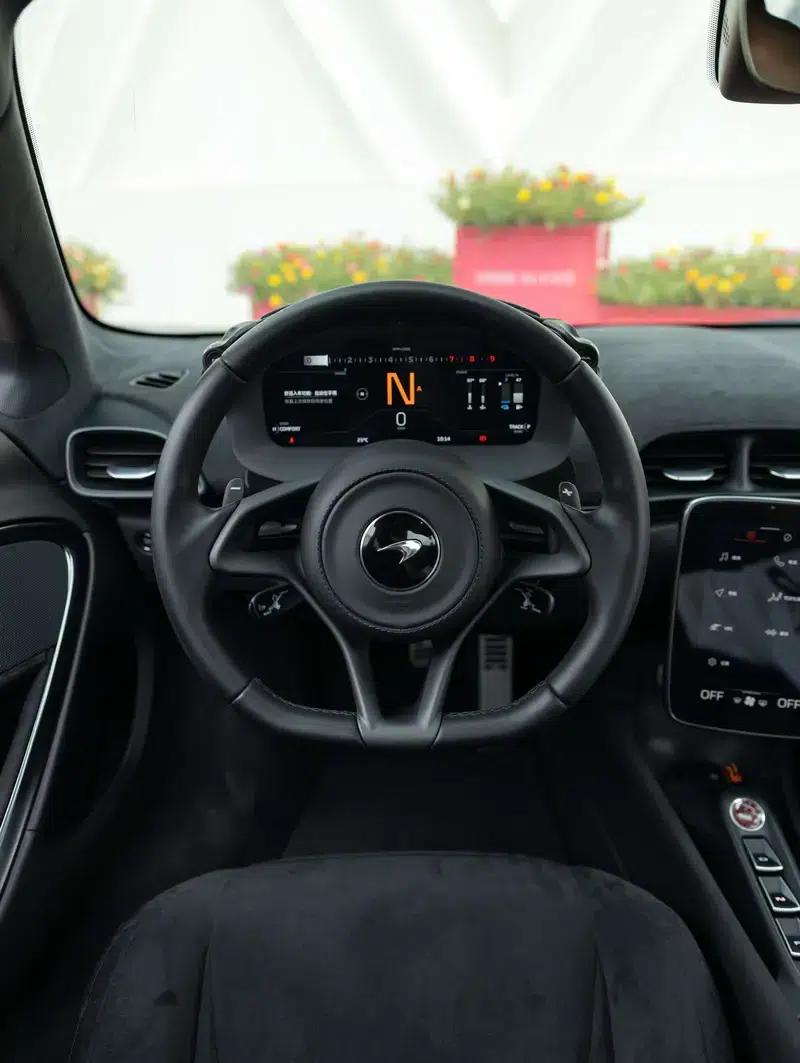 McLaren Artura 2023 3.0T PHEV Standard Edition — миниатюра 8