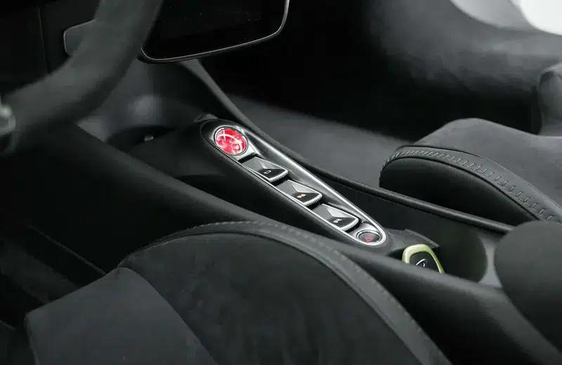 McLaren Artura 2023 3.0T PHEV Standard Edition — миниатюра 14