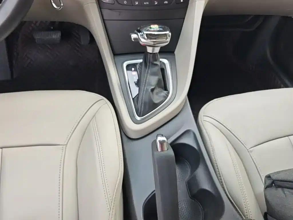 Buick Verano 2019 15T Dual-Clutch Connected Elite (National V Emission Standard) — миниатюра 14