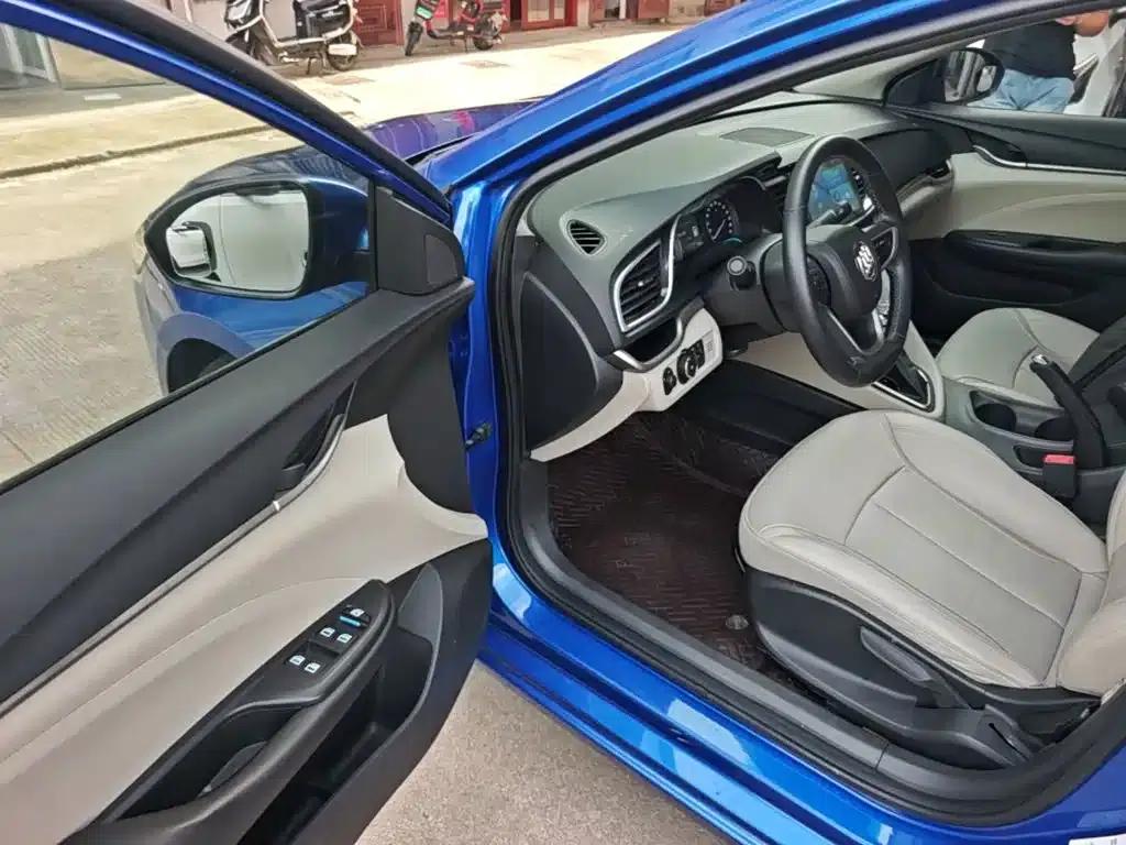 Buick Verano 2019 15T Dual-Clutch Connected Elite (National V Emission Standard) — миниатюра 16