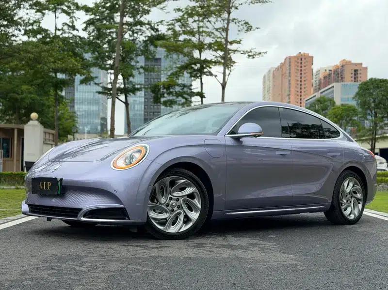 ORA Lightning Cat 2022 555km Premium Edition — миниатюра 1