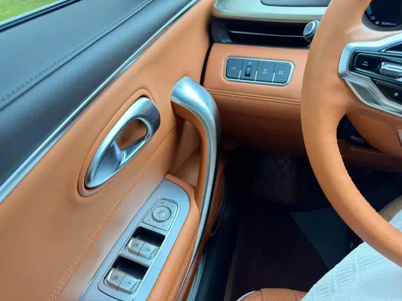 ORA Lightning Cat 2022 555km Premium Edition — миниатюра 19