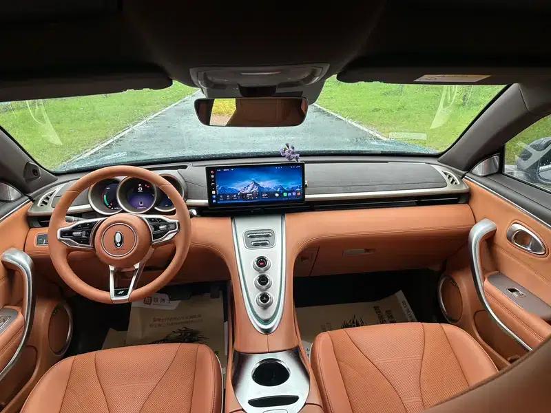 ORA Lightning Cat 2022 555km Premium Edition — миниатюра 7