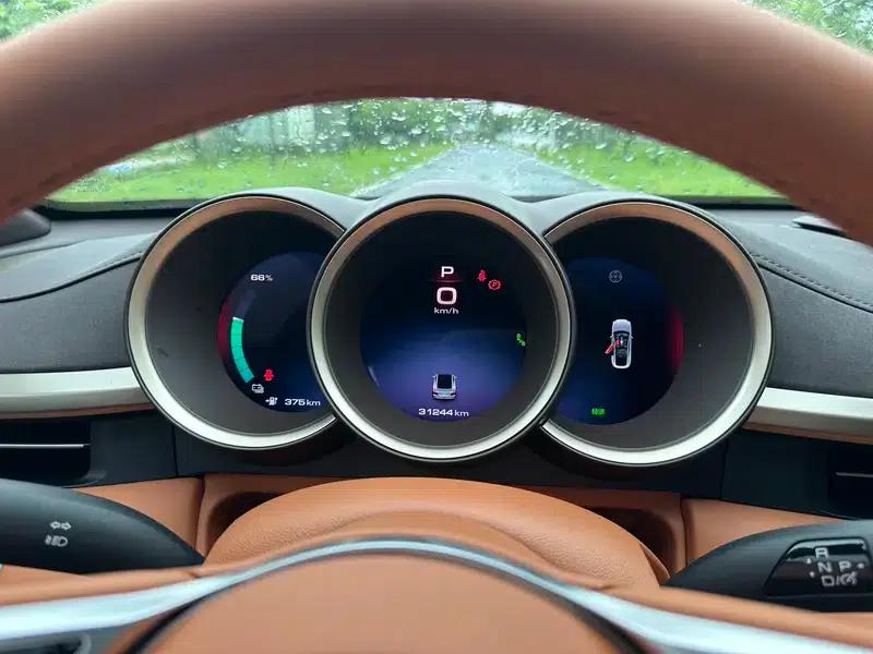 ORA Lightning Cat 2022 555km Premium Edition — миниатюра 8