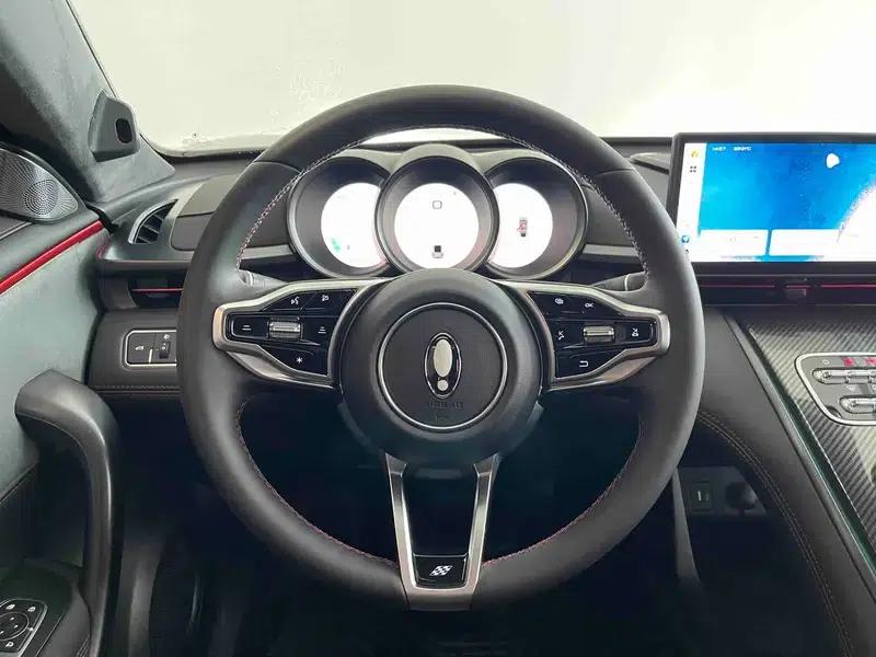 ORA Lightning Cat 2022 555km Premium Edition — миниатюра 13