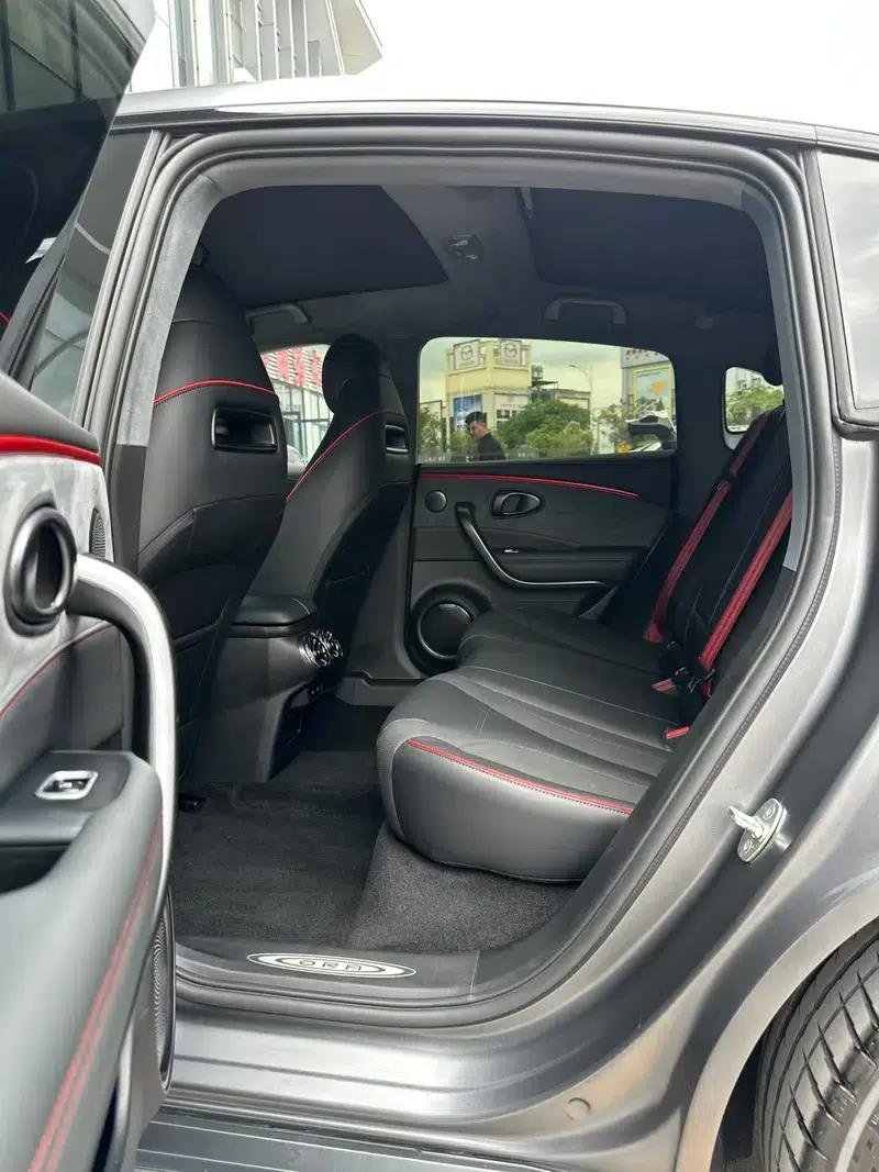ORA Lightning Cat 2024 Model 555km Luxury Edition — миниатюра 11