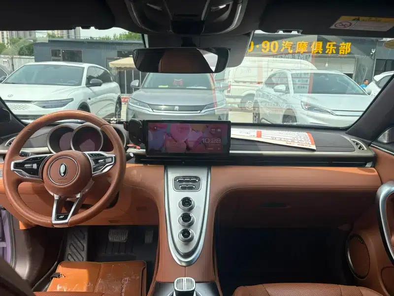 ORA Lightning Cat 2022 555km Premium Edition — миниатюра 7