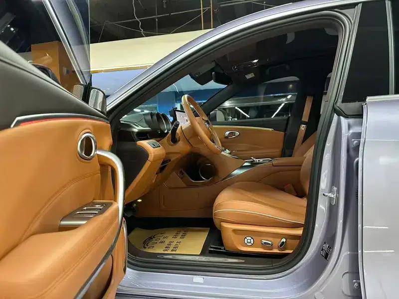 ORA Lightning Cat 2022 555km Premium Edition — миниатюра 15