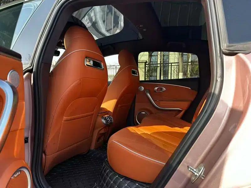 ORA Lightning Cat 2022 600km AWD High Performance Edition — миниатюра 15