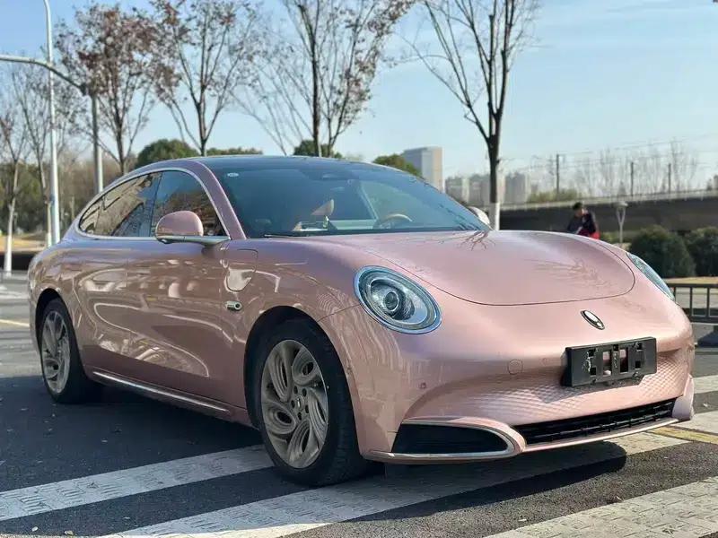 ORA Lightning Cat 2022 600km AWD High Performance Edition — миниатюра 3