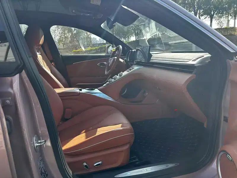 ORA Lightning Cat 2022 600km AWD High Performance Edition — миниатюра 9