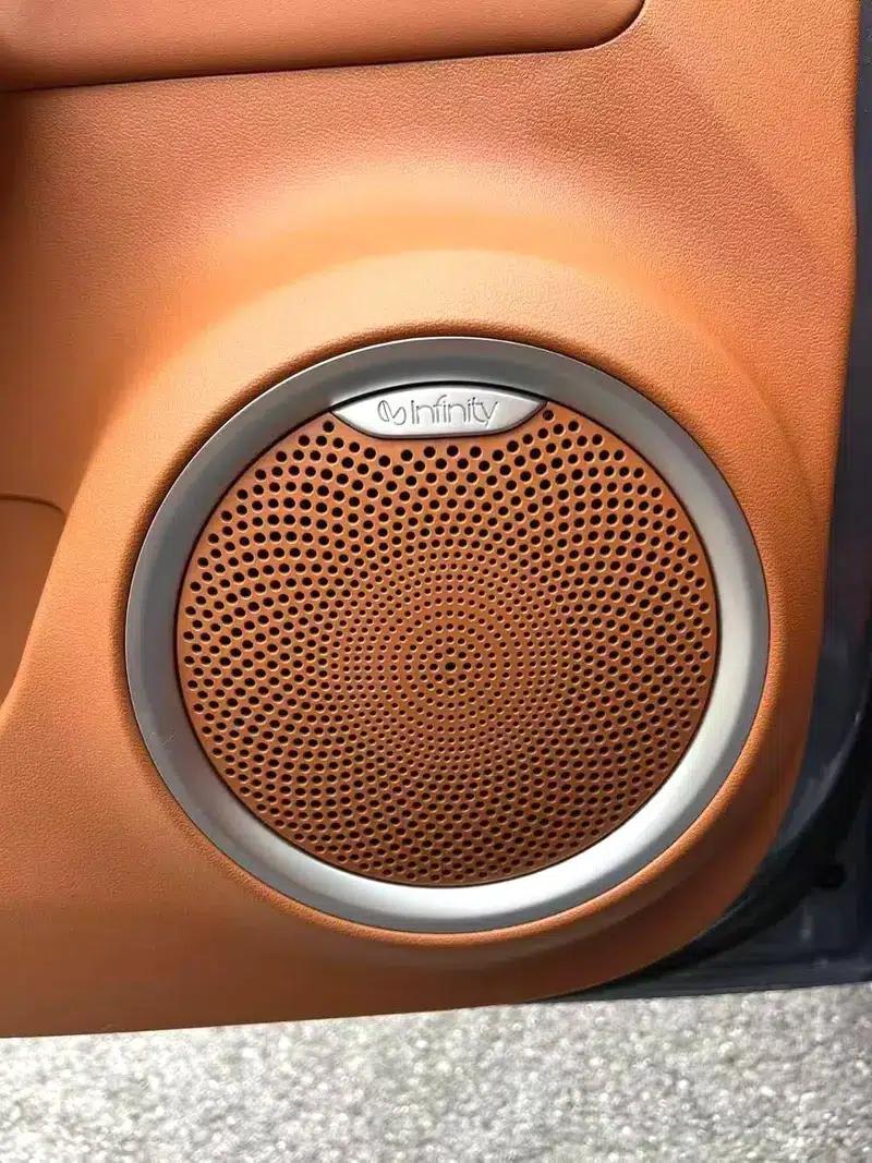 ORA Lightning Cat 2022 555km Premium Edition — миниатюра 5
