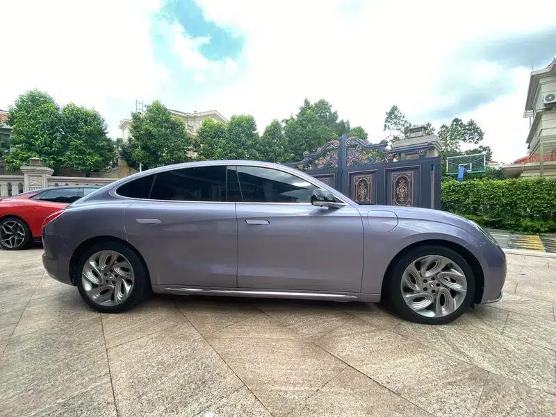 ORA Lightning Cat 2022 555km Premium Edition — миниатюра 4