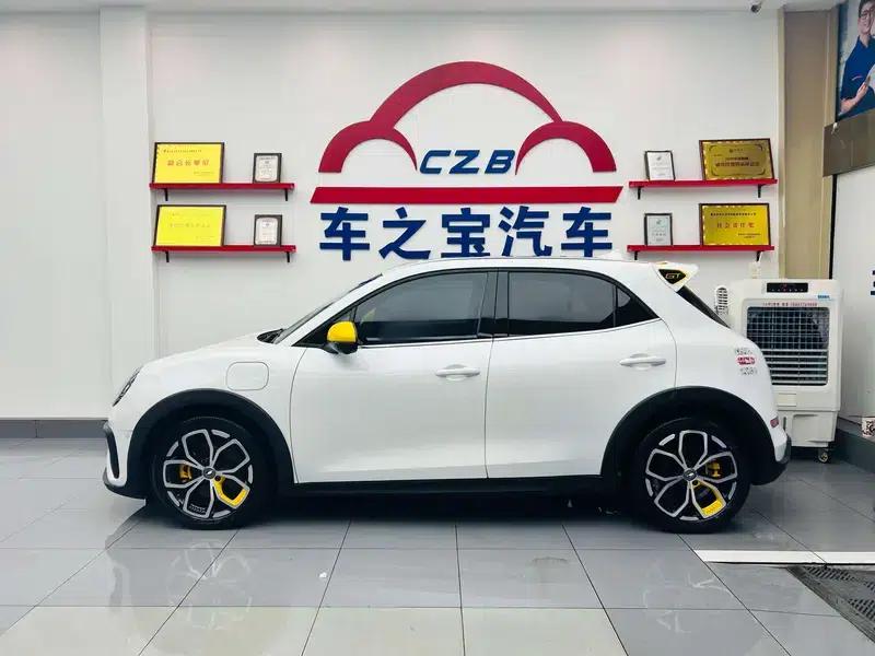 ORA Good Cat GT 2024 Magnolia Edition 401km Premium Model 135kW — миниатюра 4