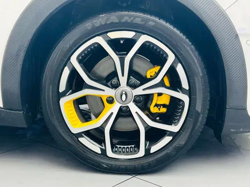 ORA Good Cat GT 2024 Magnolia Edition 401km Premium Model 135kW — миниатюра 9