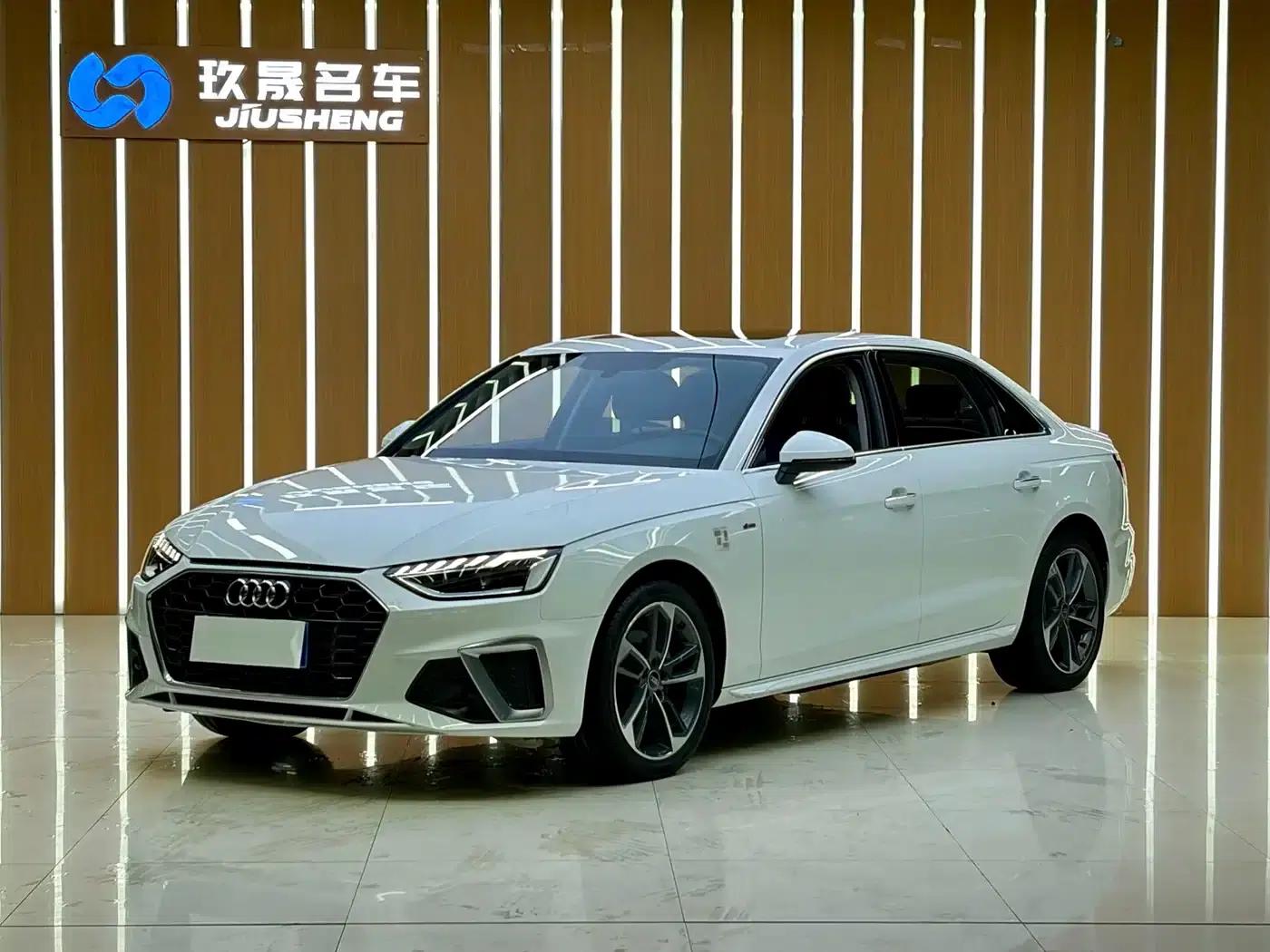 Audi A4L 2022 40 TFSI Fashion Dynamic Edition — миниатюра 1