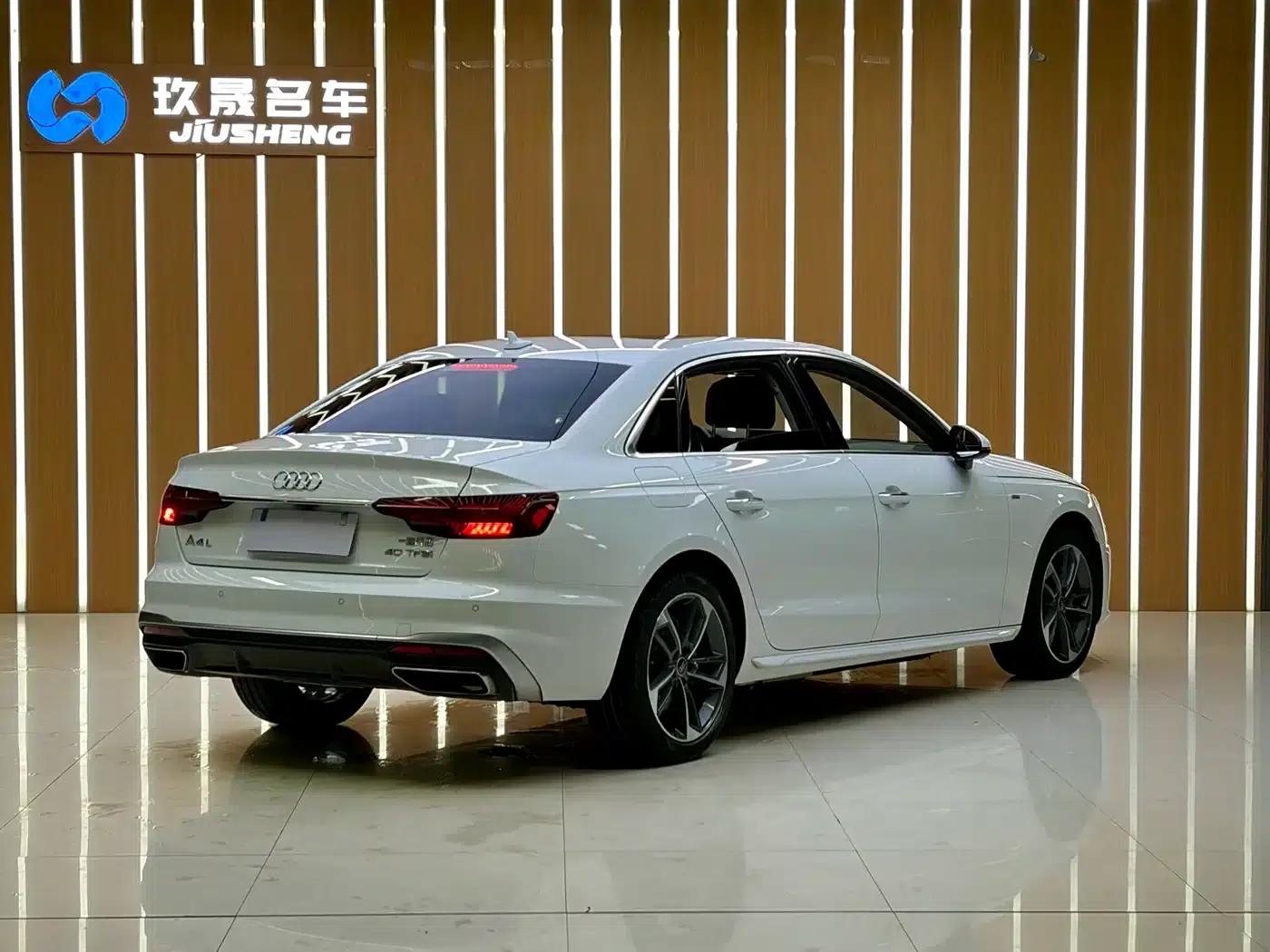 Audi A4L 2022 40 TFSI Fashion Dynamic Edition — миниатюра 16