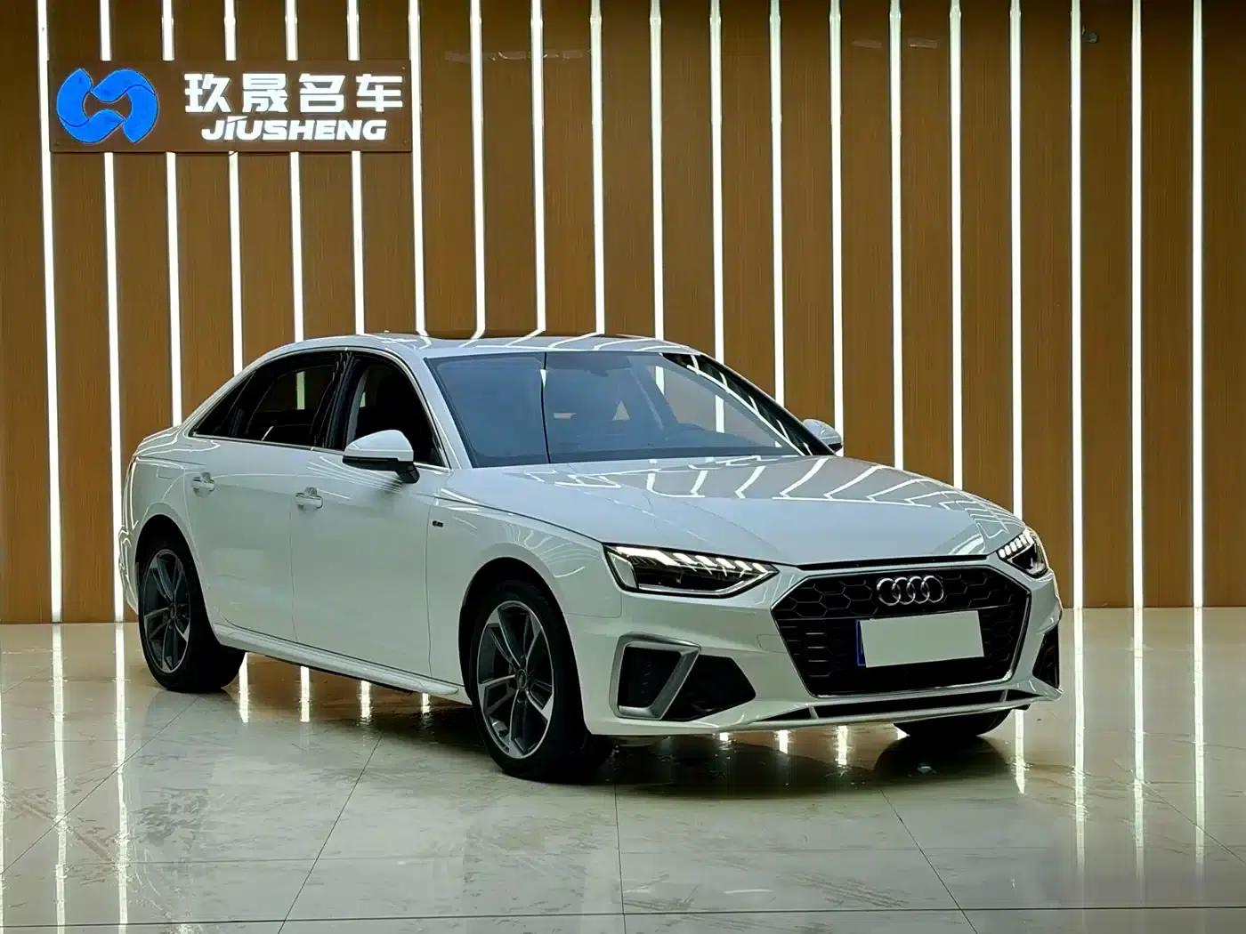 Audi A4L 2022 40 TFSI Fashion Dynamic Edition — миниатюра 6