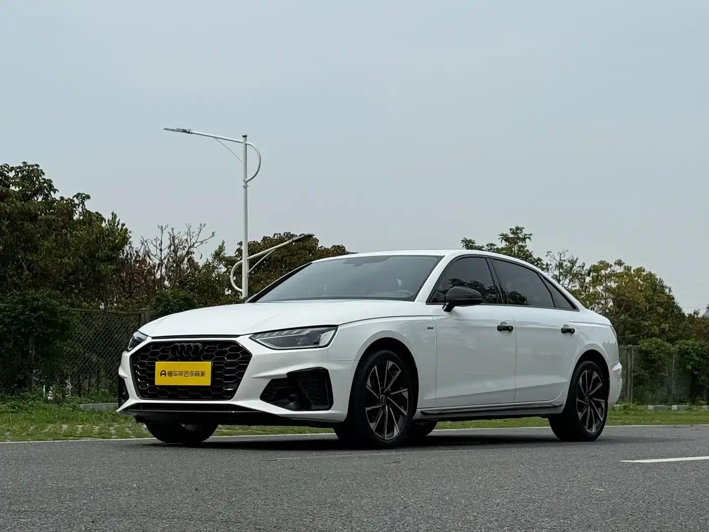 Audi A4L 2023 40 TFSI Luxury Dynamic — миниатюра 1