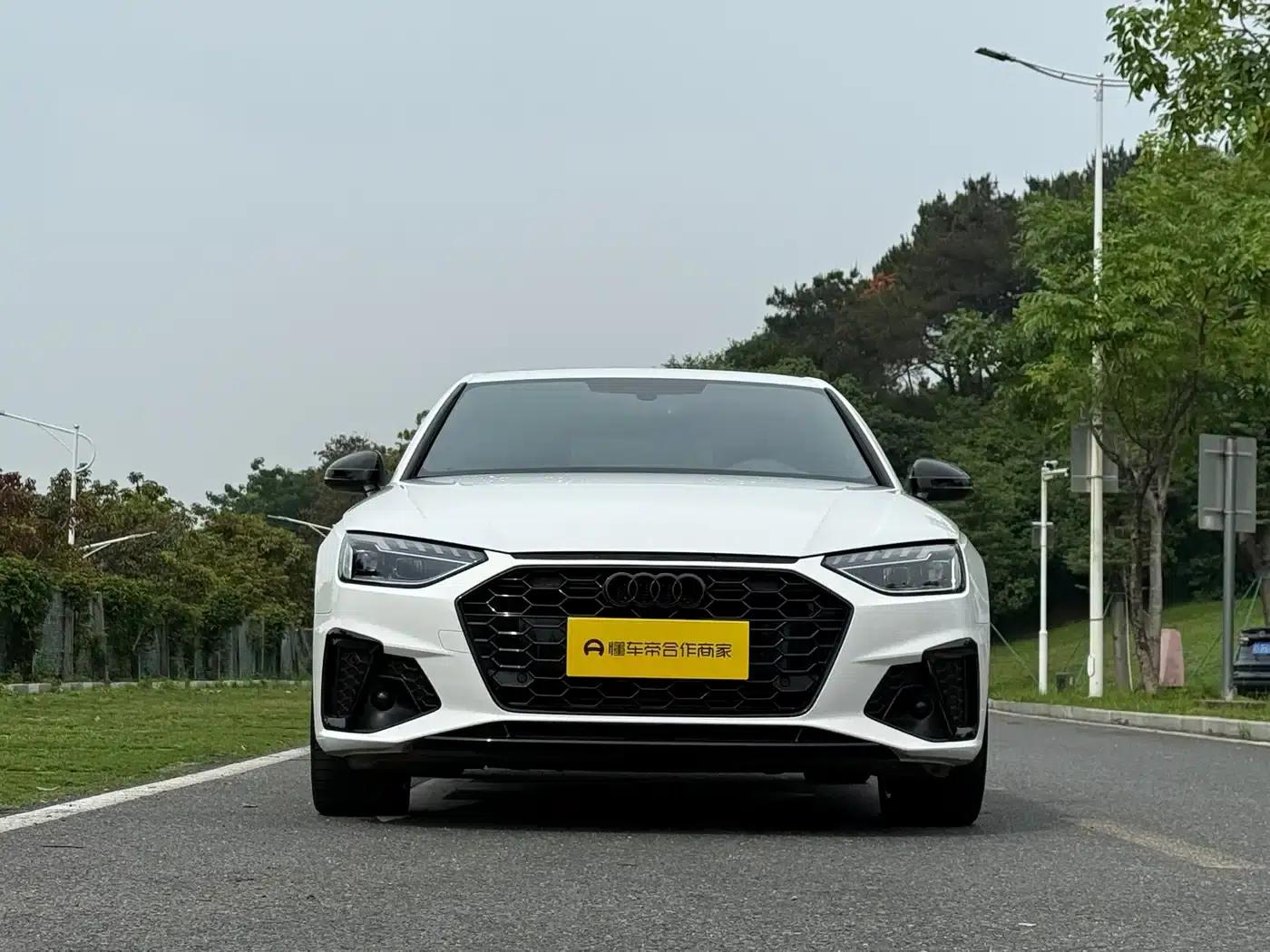 Audi A4L 2023 40 TFSI Luxury Dynamic — миниатюра 2
