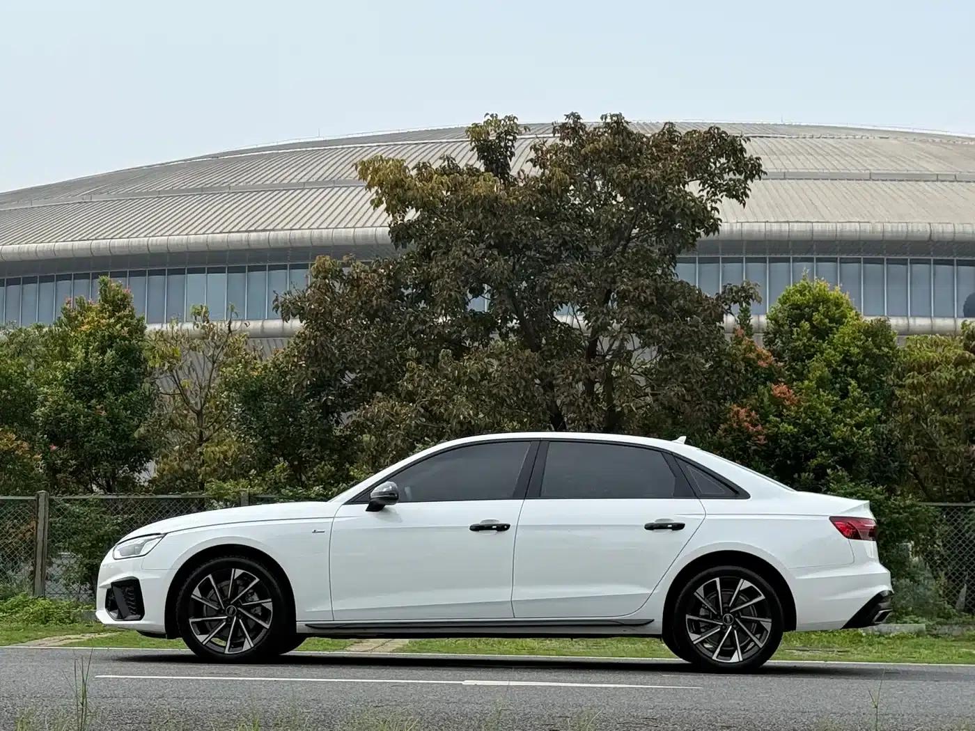 Audi A4L 2023 40 TFSI Luxury Dynamic — миниатюра 4