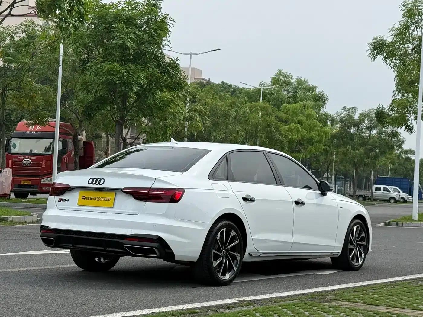 Audi A4L 2023 40 TFSI Luxury Dynamic — миниатюра 5