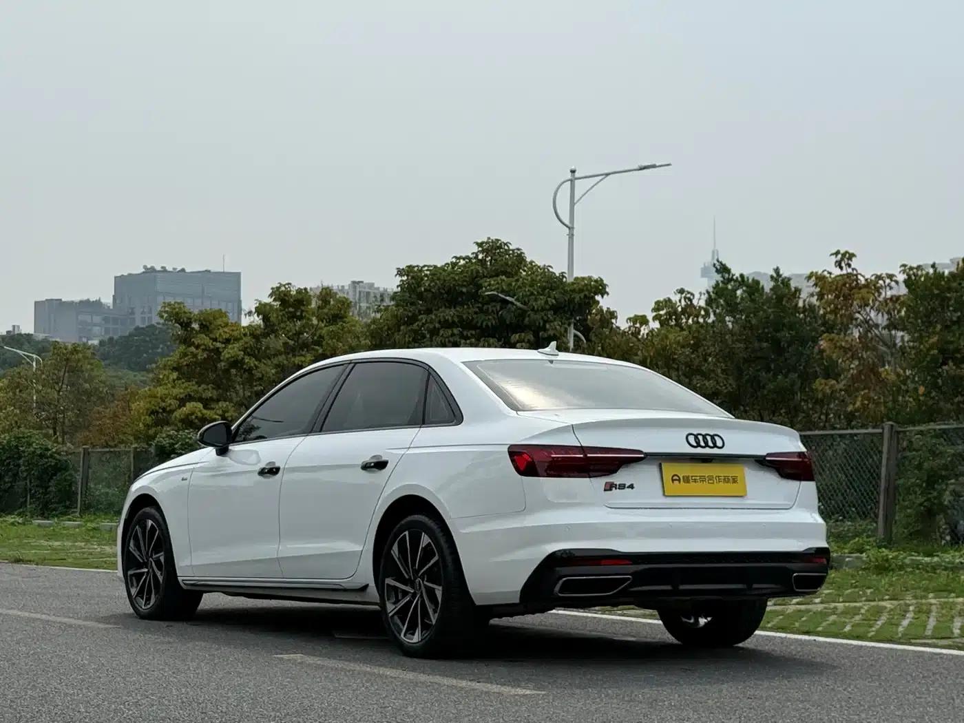 Audi A4L 2023 40 TFSI Luxury Dynamic — миниатюра 7