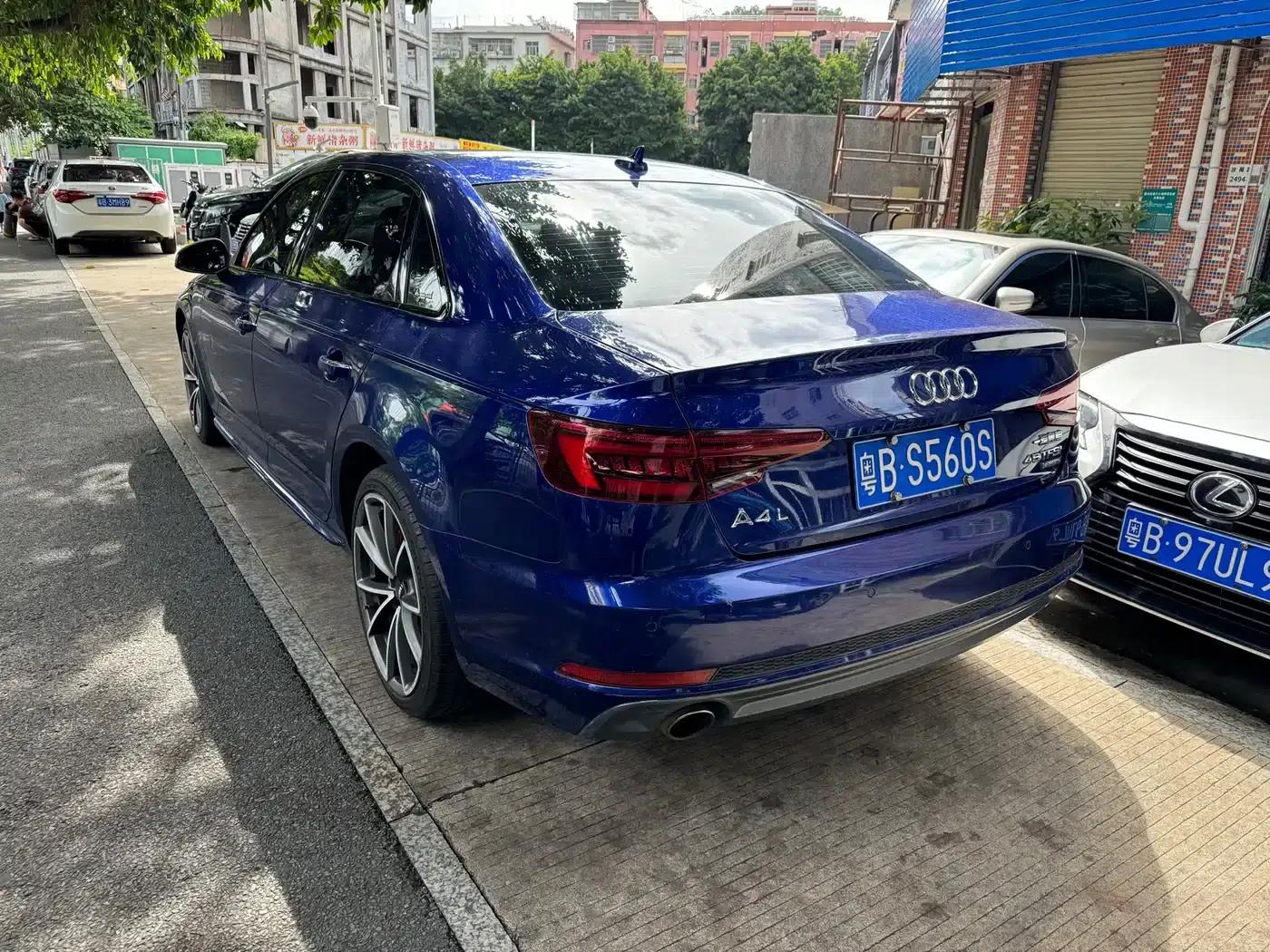Audi A4L 2018 30th Anniversary Edition 40 TFSI Fashion Model — миниатюра 4
