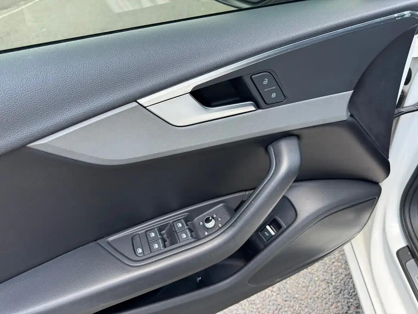 Audi A4L 2019 40 TFSI Progressive (National V Emission Standard) — миниатюра 12