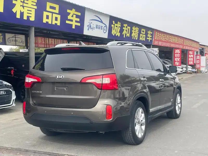 2013 Sorento 2.4L 7-seater Petrol Premium Edition — миниатюра 6