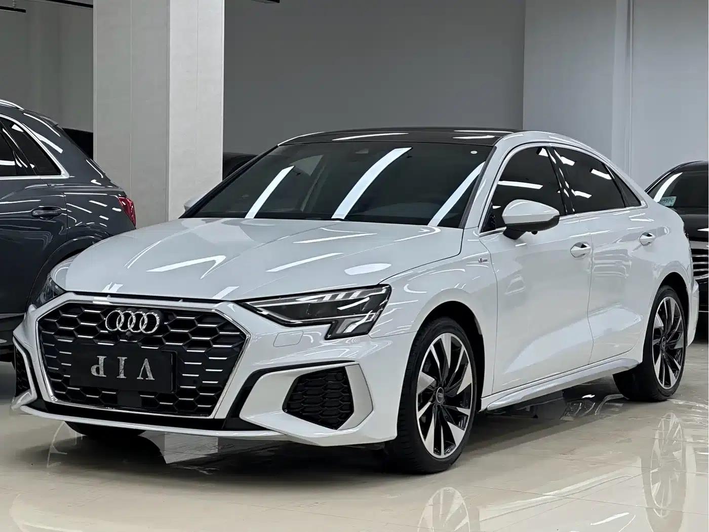 2023 Audi A3 A3L Limousine 35 TFSI Fashion Sport — миниатюра 1