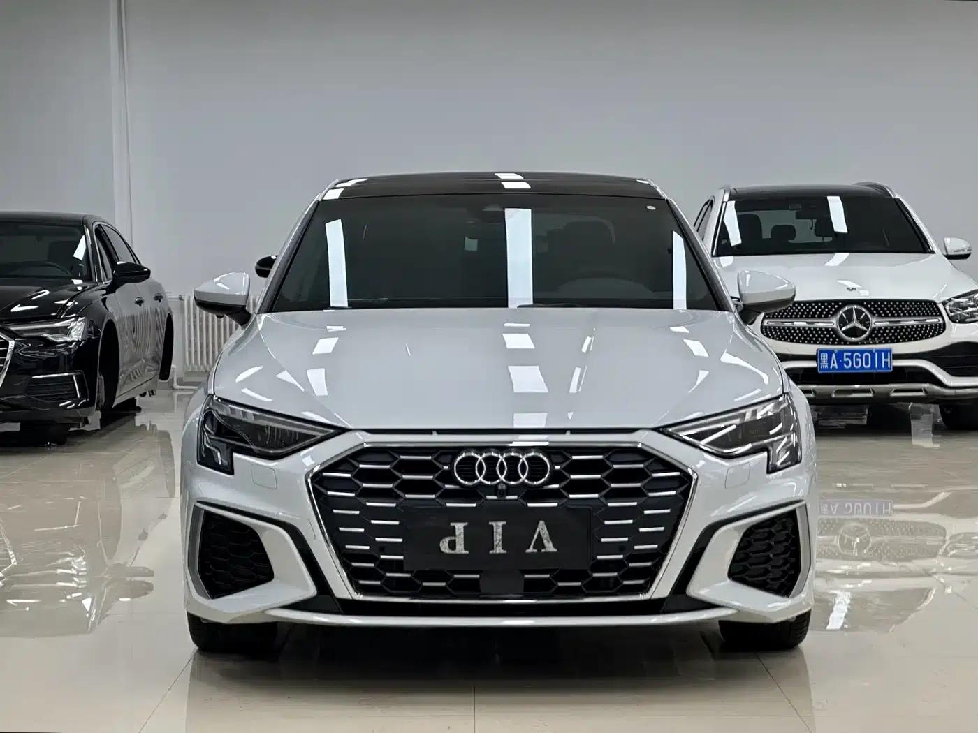 2023 Audi A3 A3L Limousine 35 TFSI Fashion Sport — миниатюра 2