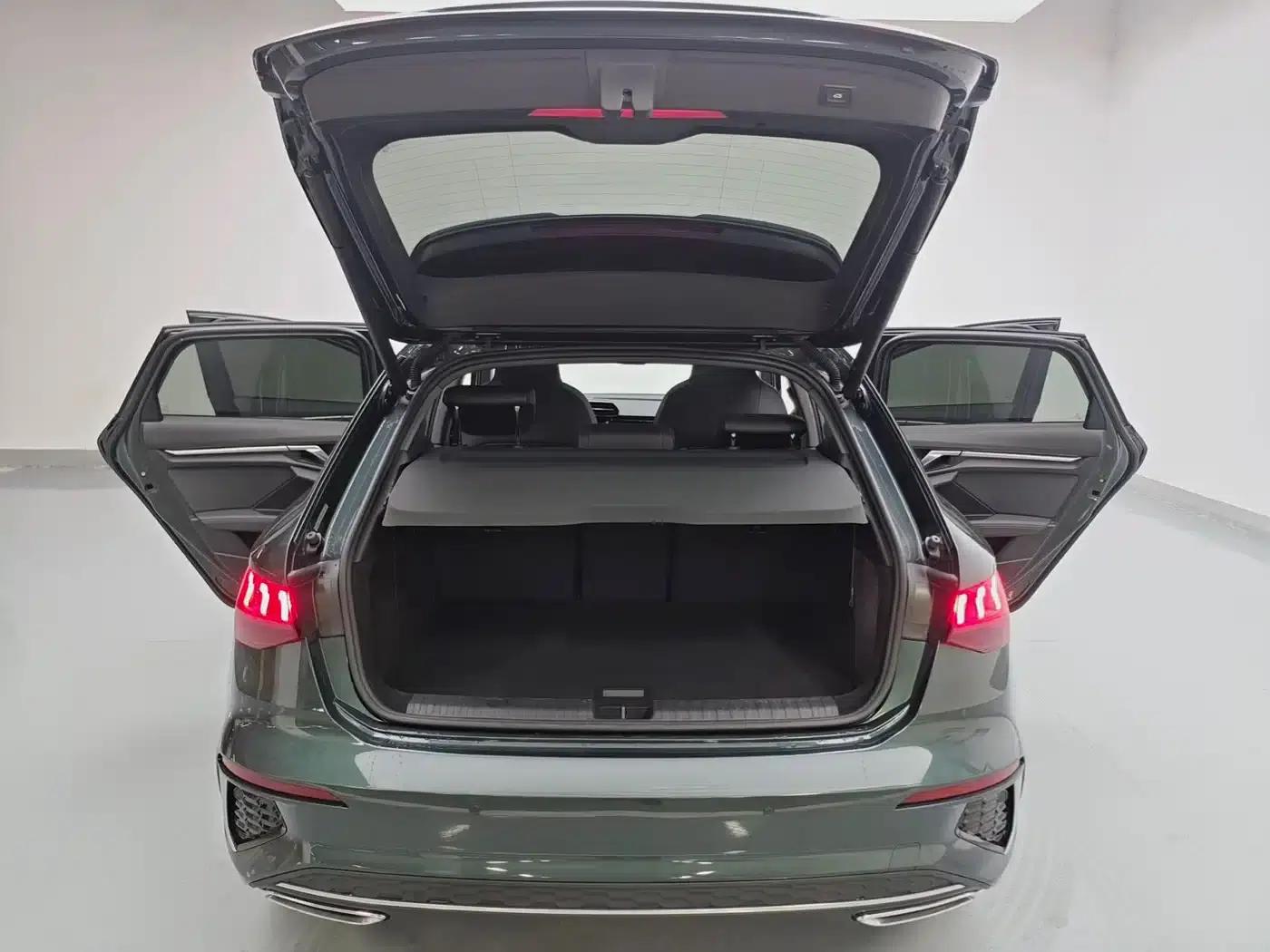 Audi A3 2022 Sportback 35 TFSI Fashion Sport — миниатюра 12