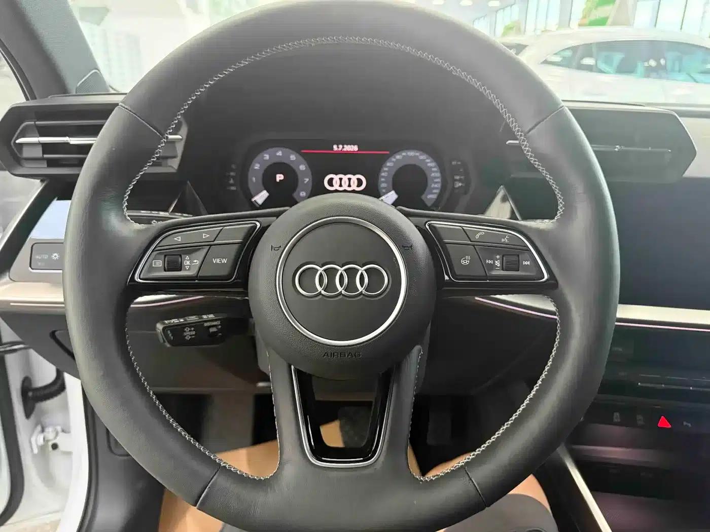 Audi A3 2023 Facelift Sportback 35 TFSI Fashion Sporty Model — миниатюра 20