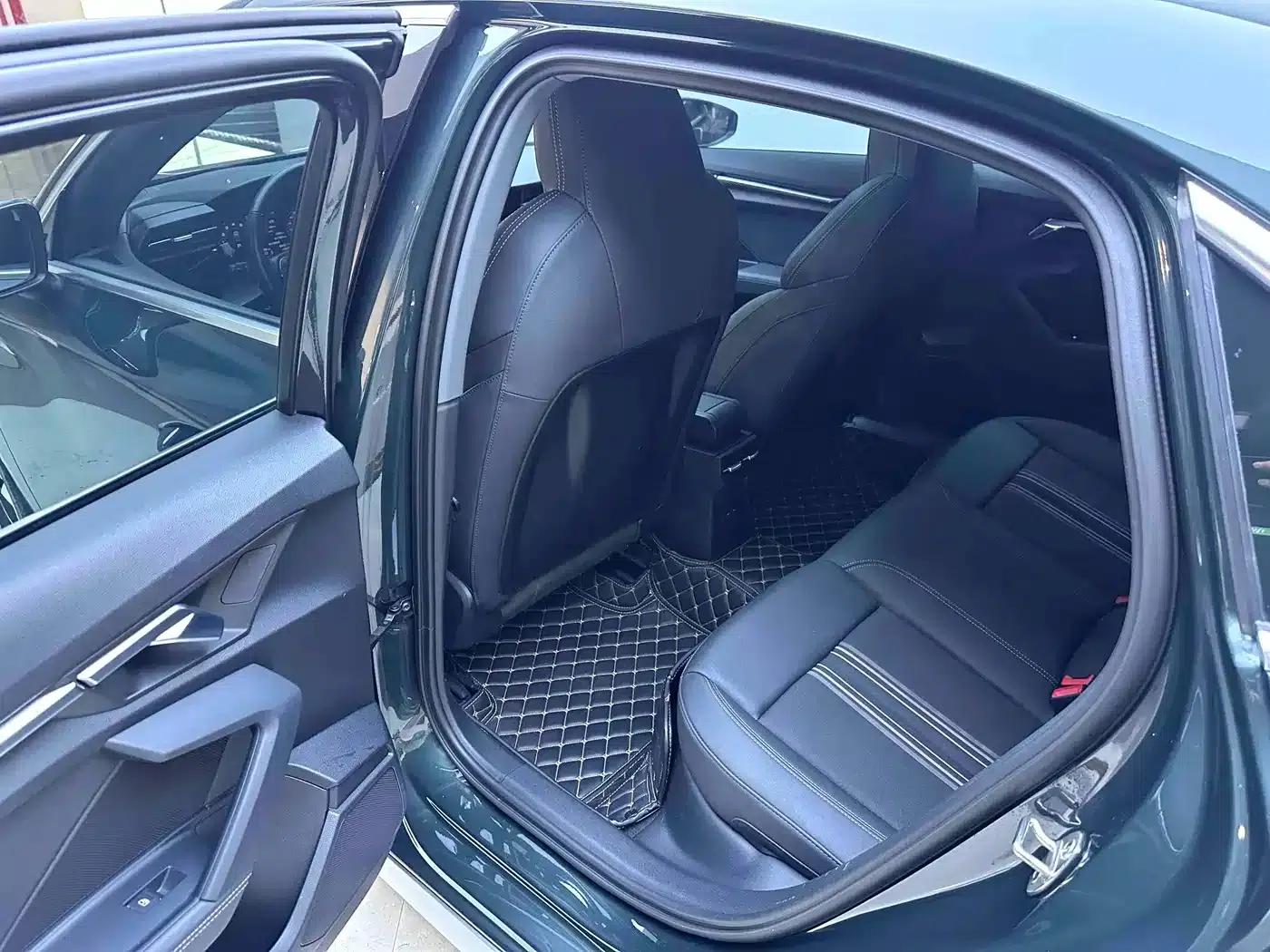 Audi A3 2023 Facelift A3L Limousine 35 TFSI Sporty Edition — миниатюра 10