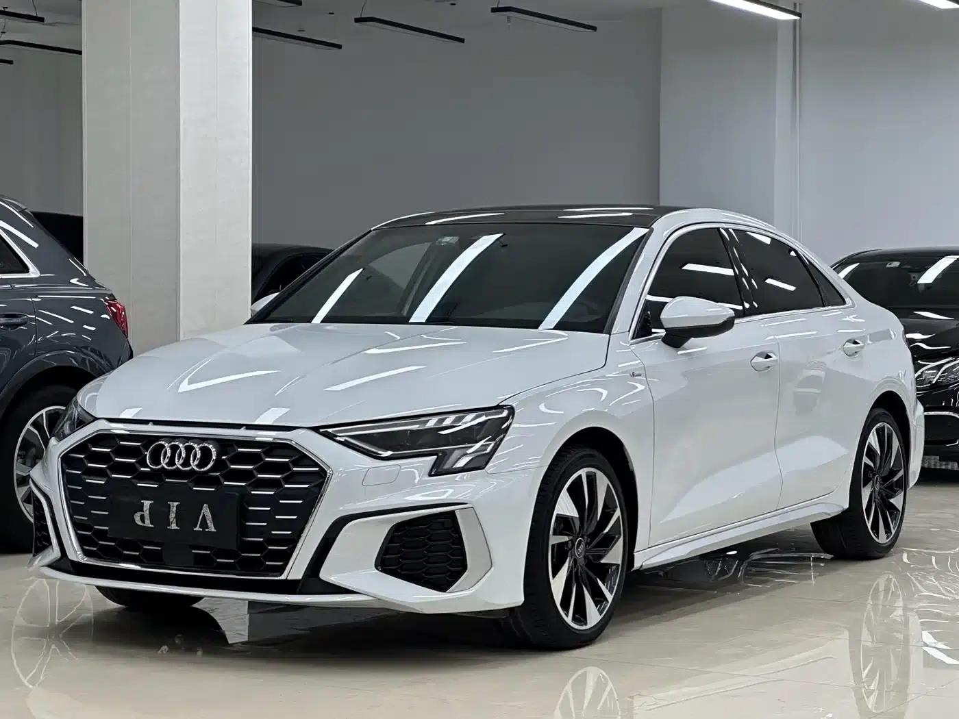 2022 Audi A3 A3L Limousine 35 TFSI Fashion Sport — миниатюра 1
