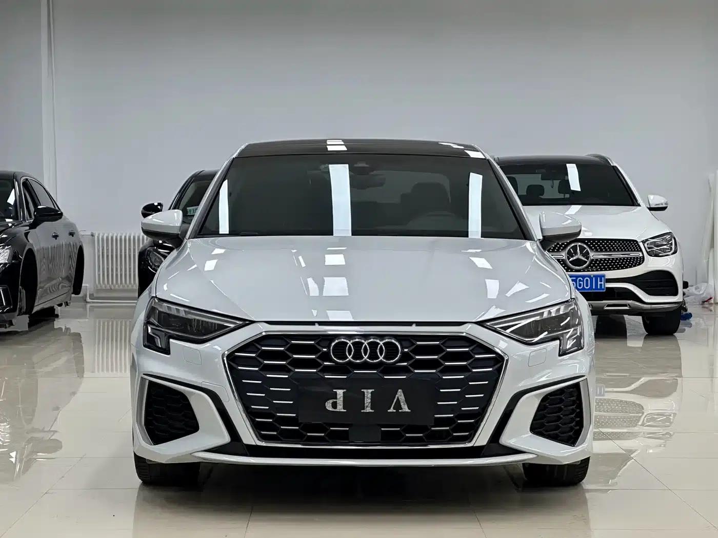 2022 Audi A3 A3L Limousine 35 TFSI Fashion Sport — миниатюра 2