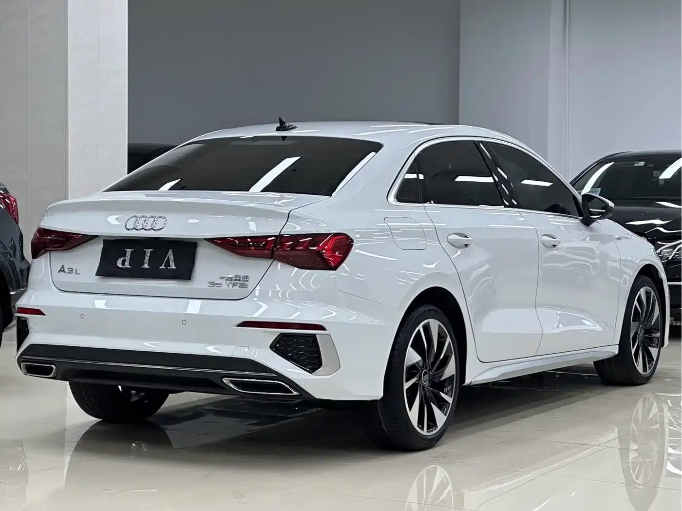 2022 Audi A3 A3L Limousine 35 TFSI Fashion Sport — миниатюра 3
