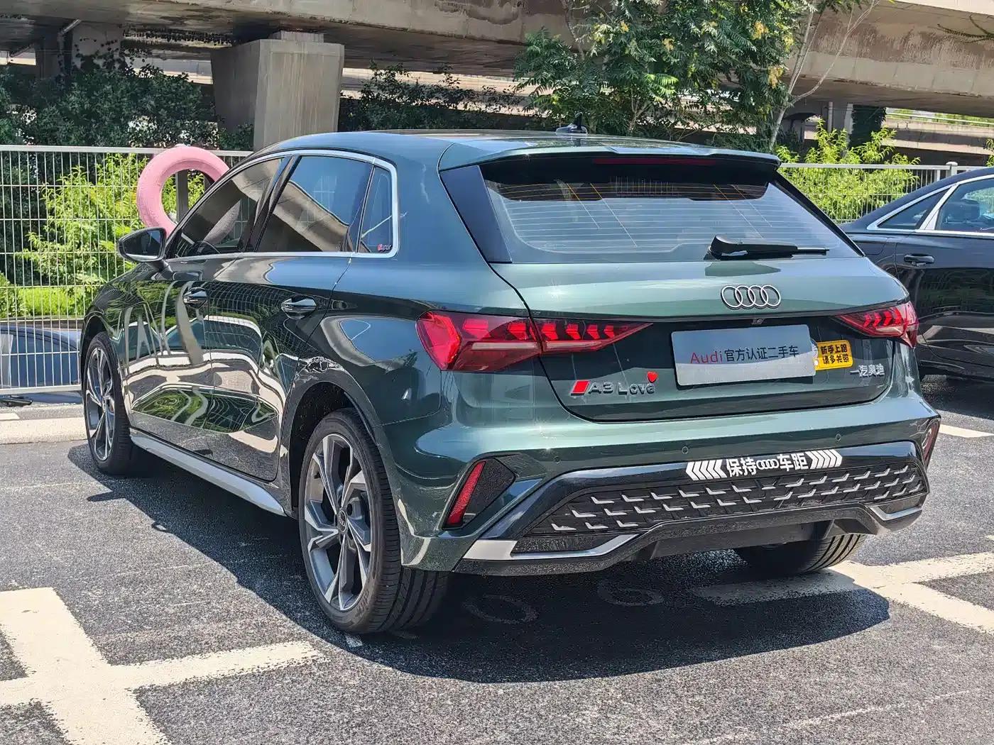 Audi A3 2025 Sportback 35TFSI Flying Spur Luxury Edition — миниатюра 6