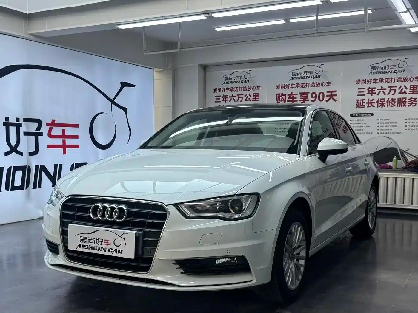Audi A3 2015 Limousine 35 TFSI Millionth Anniversary Smart Edition — миниатюра 1