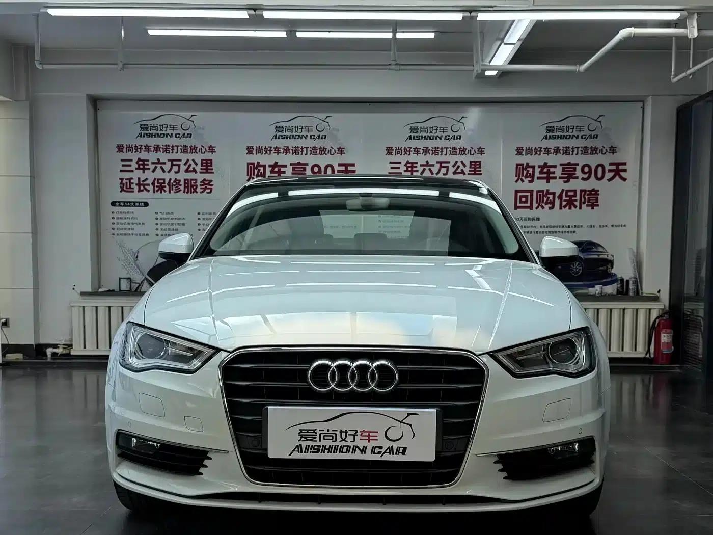 Audi A3 2015 Limousine 35 TFSI Millionth Anniversary Smart Edition — миниатюра 2
