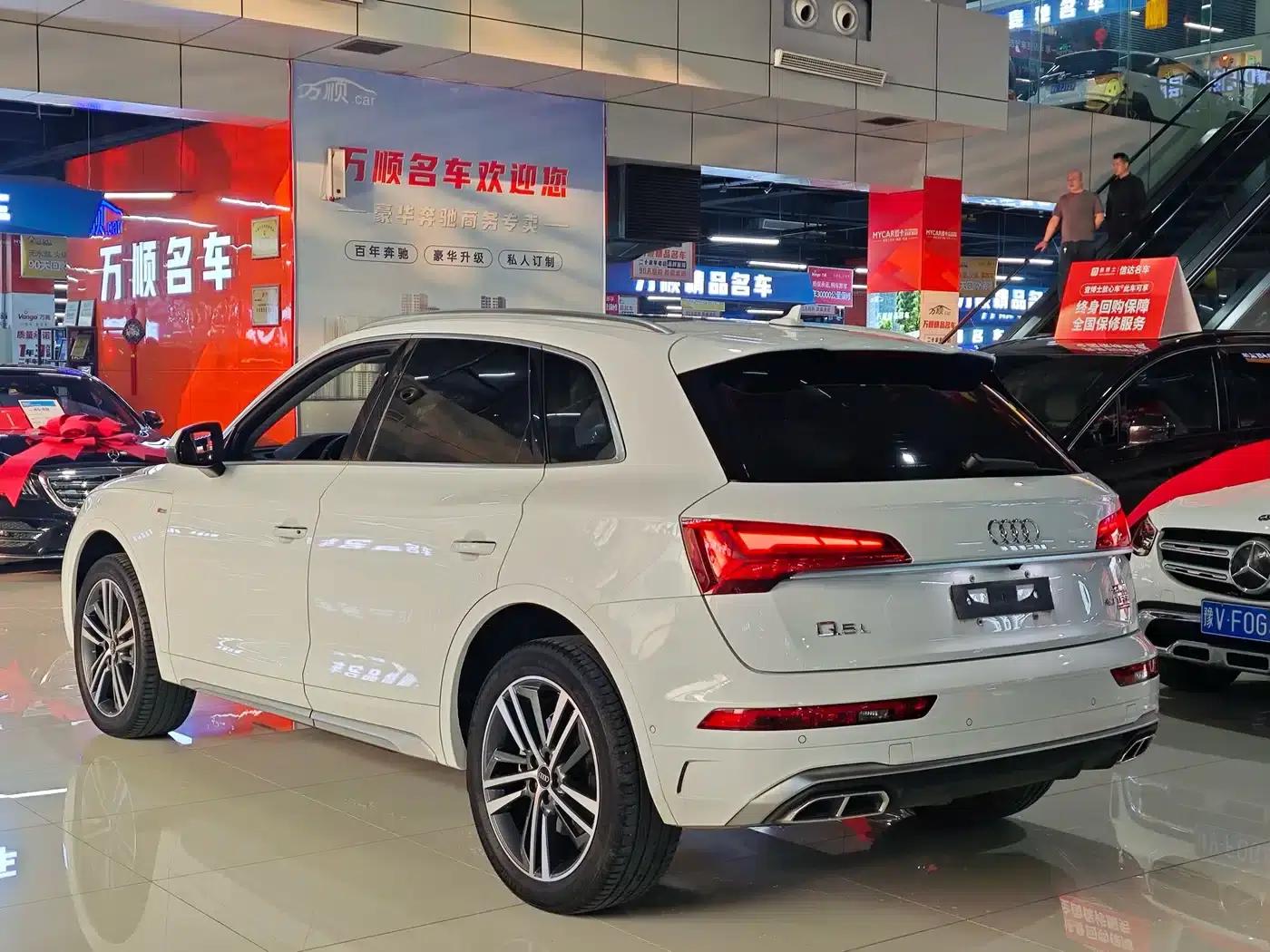 Audi Q5L 2022 40T Luxury Dynamic — миниатюра 14