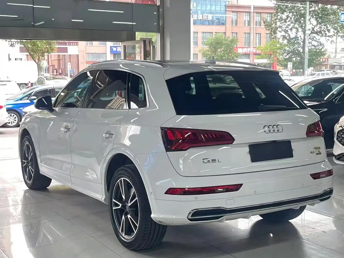 Audi Q5L 2020 45 TFSI Premium Fashion Edition — миниатюра 4